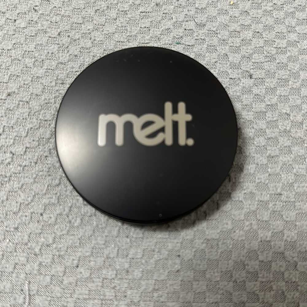 Melt cream blush